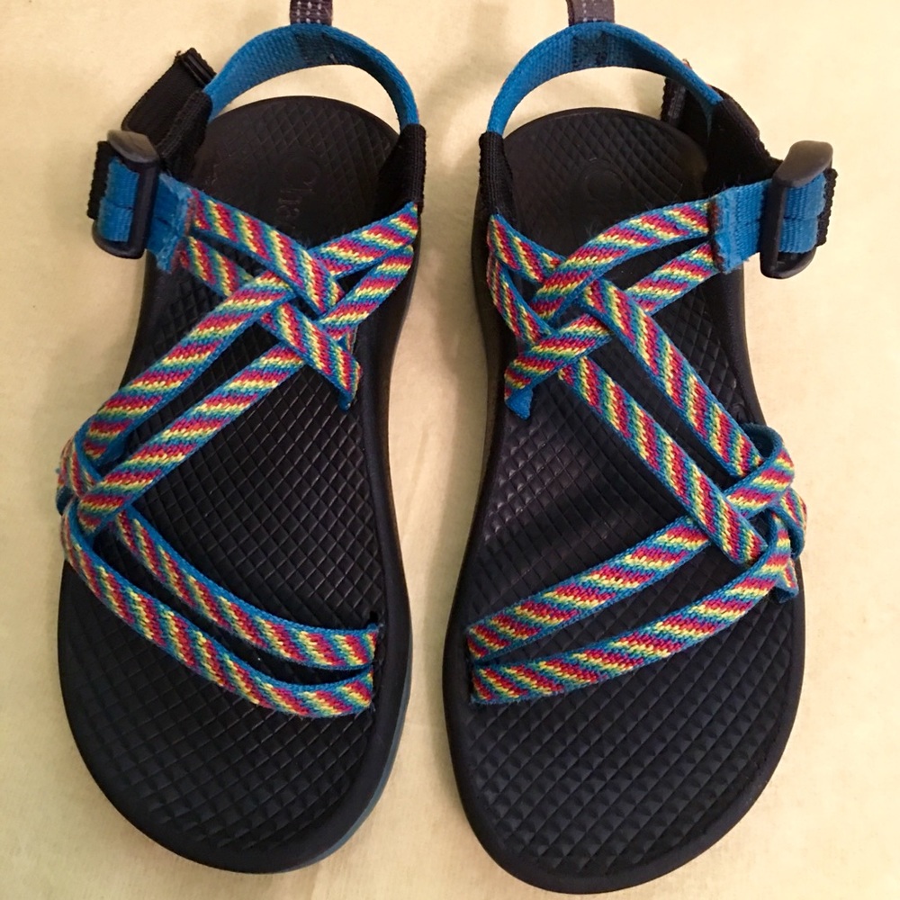 Chaco’s Youth Size 13 Rainbow Stripe